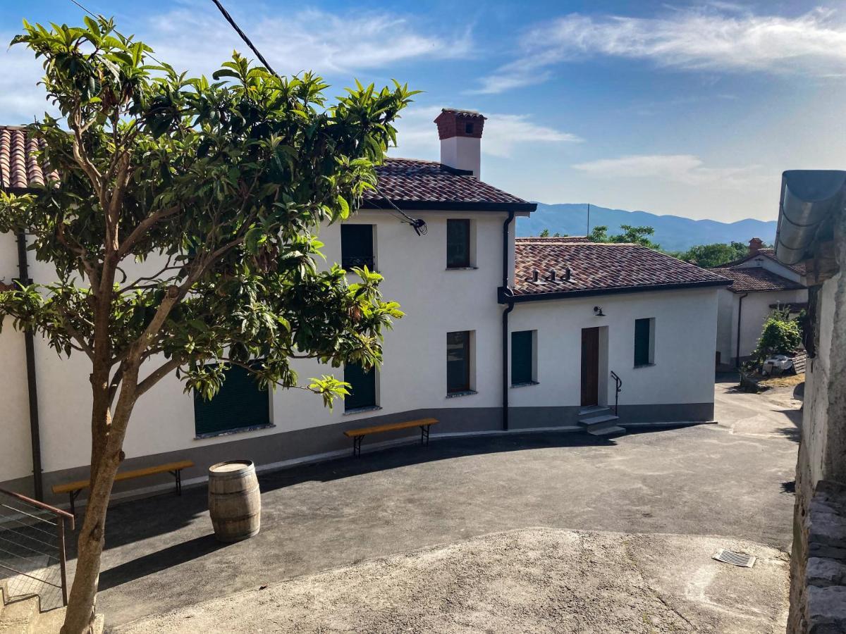 Apartmaji Tanto Malovse Crnice Luaran gambar